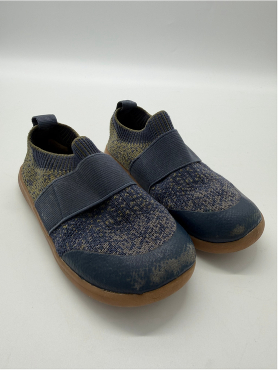 Livie & Luca Other - Livie & Luca Lynx Toddler Sneakers Size 9 Blue Knit Slip-On Shoes